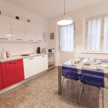 Casa Tiziana アパート *